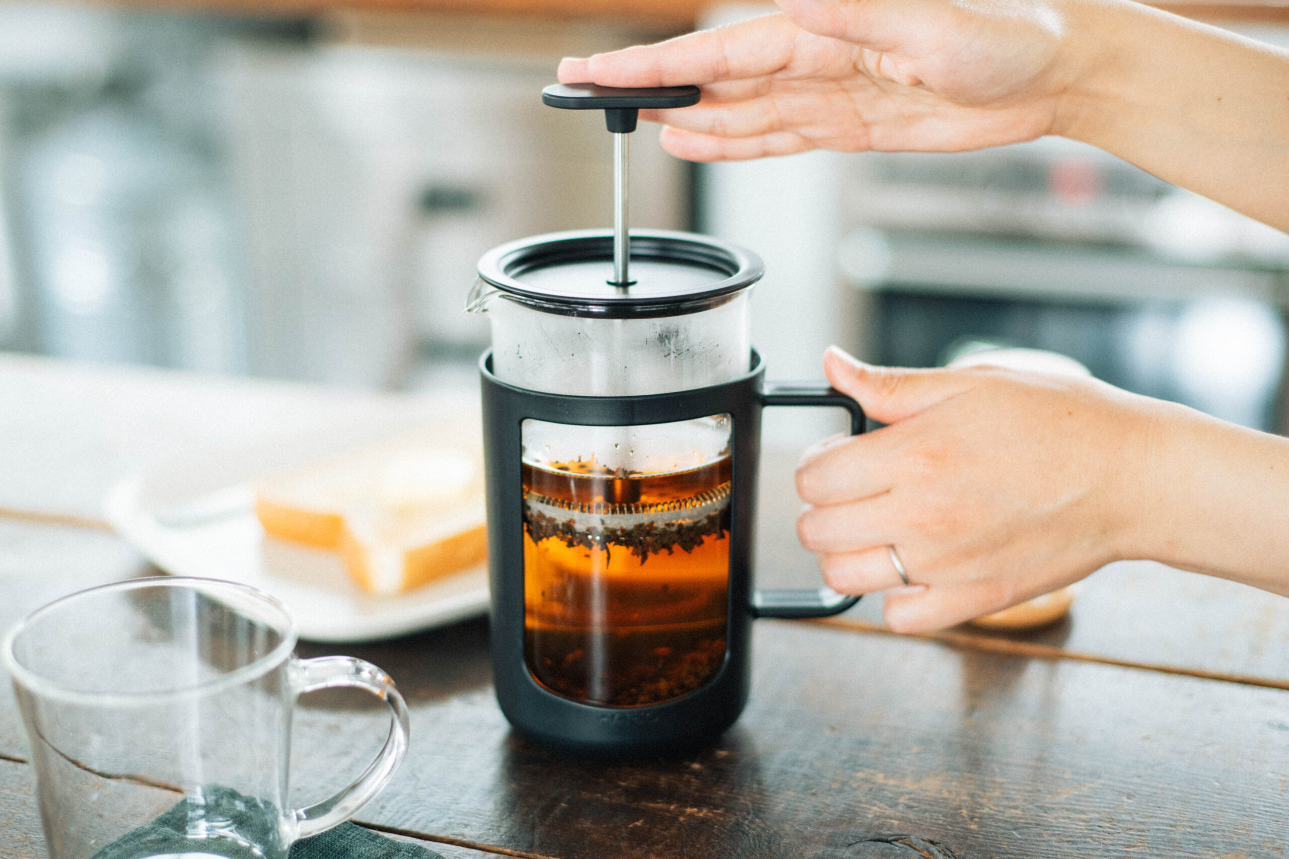 Alternative view of Hario Cafe Press U 600 mL